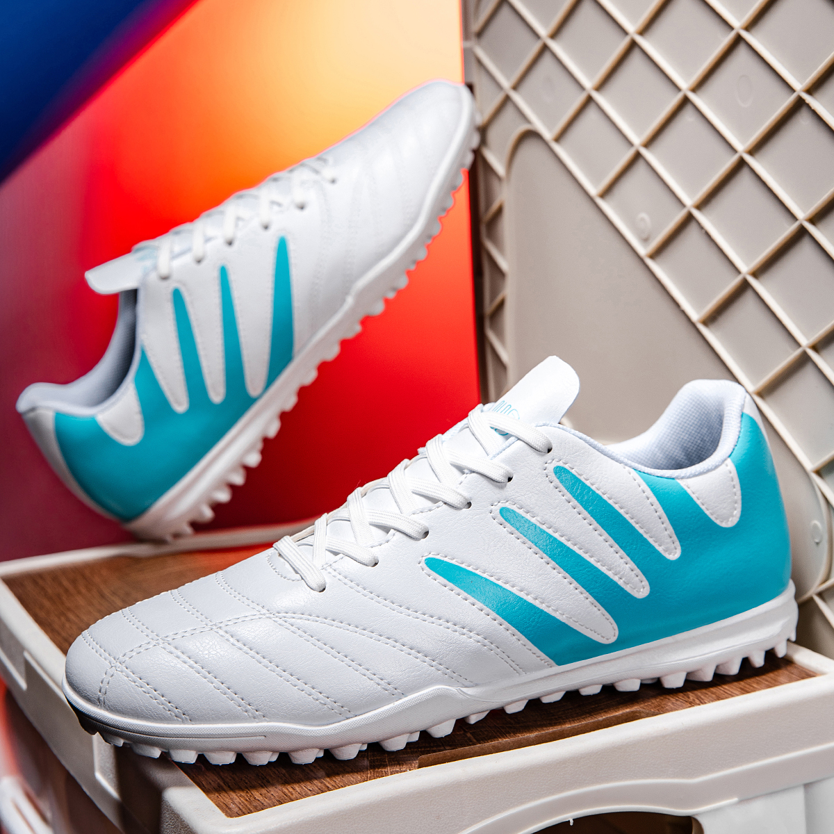 Sport Essential TF Turf footba - Men Shoes Essentials recension och pris